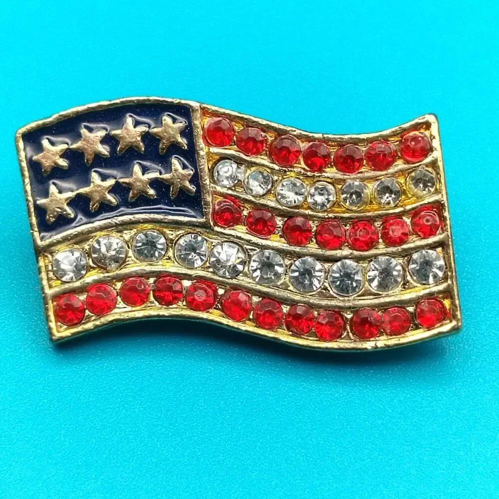 American Flag Rhinestone Pin Brooch USA Patriotic Gold Tone Lapel Hat
